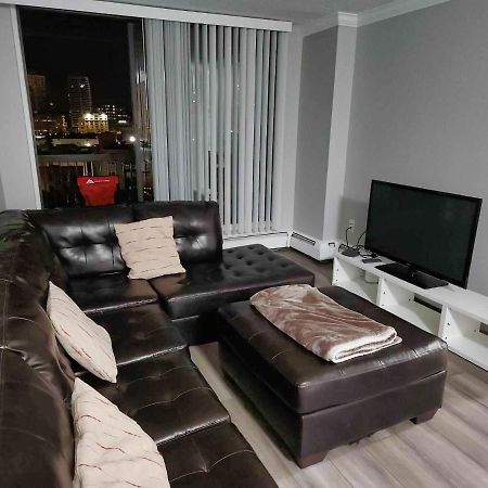 Furnished 1 Bedroom In East Village By Signature Suites Ltd YYC Exteriér fotografie
