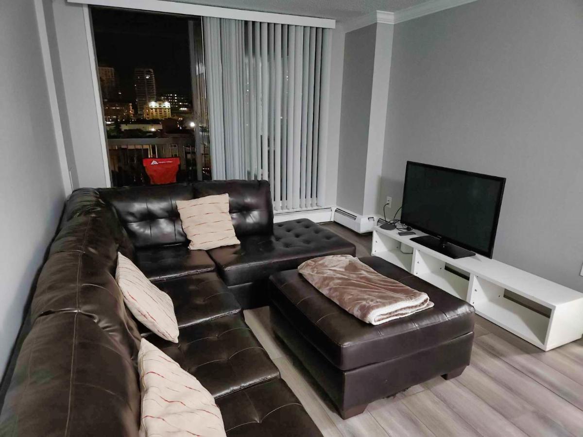 Furnished 1 Bedroom In East Village By Signature Suites Ltd YYC Exteriér fotografie